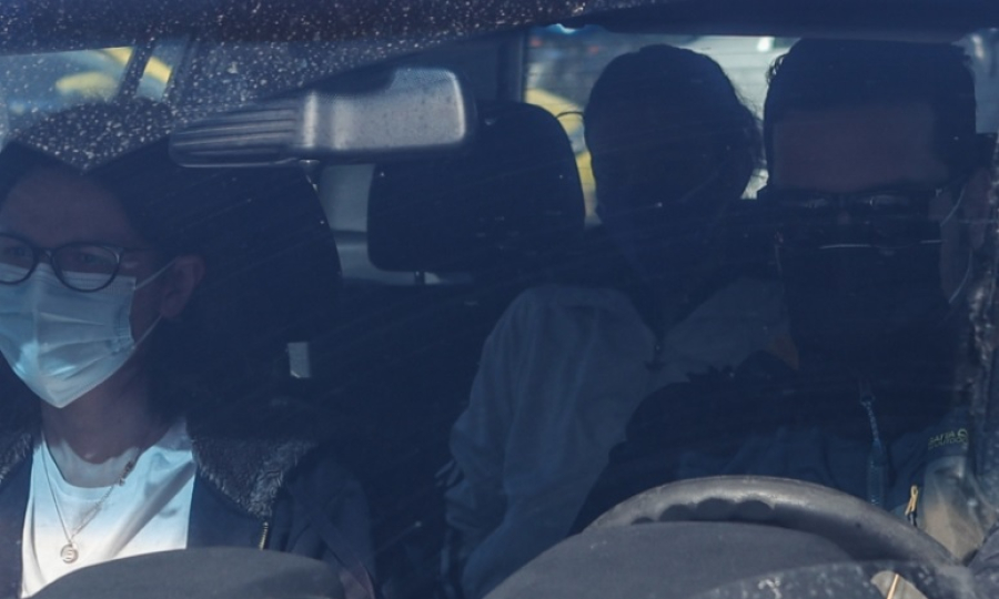 Κολωνός: «Αναληθή τα δημοσιεύματα για την μητέρα της 12χρονης, δεν βρέθηκε καμία φωτογραφία στο κινητό της»