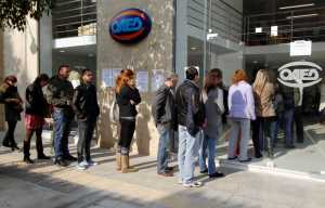 Eurobank: Χρειάζεται μεγαλύτερος ρυθμός πτώσης της ανεργίας