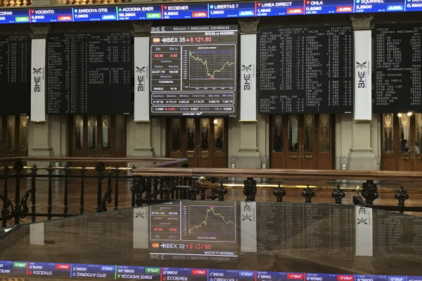 Ανοδικά οι αποδόσεις ομολόγων ενόψει της απόφασης της FED για τα επιτόκια