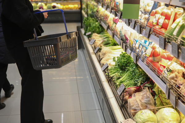 Market Pass: Πότε ξεκινούν οι αιτήσεις και πότε θα μπαίνουν τα χρήματα στην άυλη κάρτα και στην τράπεζα