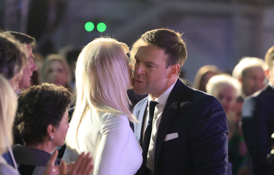 «Κλαίω με μαύρο Τζάκρη»: Οι αντιδράσεις μετά τη διαρροή μηνυμάτων Κασσελάκη και Τζάκρη