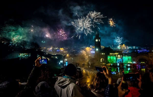 Γερμανία: Δύο νεκροί από την έκρηξη κροτίδων