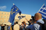 Διαμαρτυρία τριτεκνων για τις περικοπές στα οικογενειακά επιδόματα