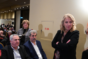 Πολάκης VS Δούρου στον ΣΥΡΙΖΑ: Μια κόντρα με πολύ μέλλον!