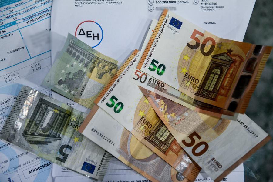 Λογαριασμοί ρεύματος: Πώς θα δοθεί η επιδότηση στο ηλεκτρικό ρεύμα, ποιοι δικαιούνται έως 600 ευρώ επιστροφή