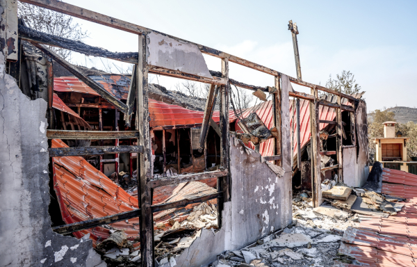 8+8 προτάσεις του ΣΥΡΙΖΑ για τις περιοχές των πυρκαγιών
