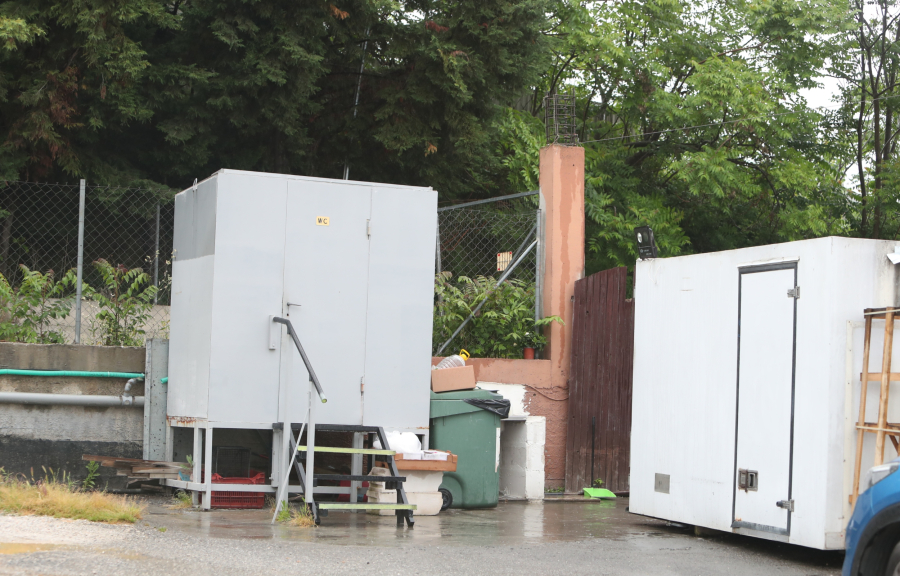 Νεκρό έμβρυο στη Θεσσσαλονίκη: Ελεύθερη η 30χρονη που απέβαλε πίσω από καντίνα