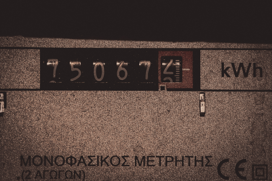 Νυχτερινό ρεύμα: Πότε ξεκινάει το χειμερινό ωράριο, έτσι θα κάνετε αίτηση για μειωμένες χρεώσεις