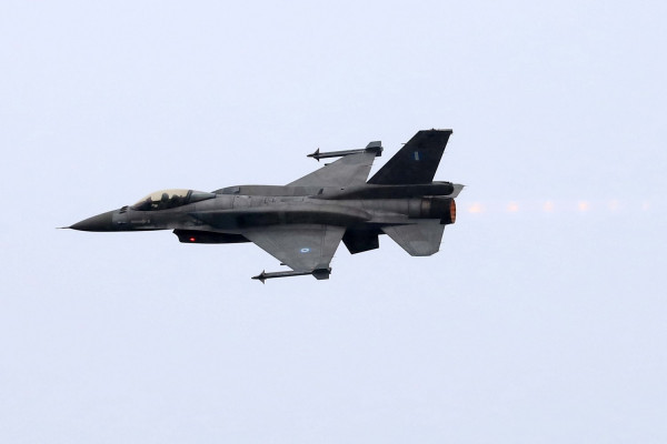 Νέα τουρκική πρόκληση: Υπερπτήσεις F16 πάνω από το Κουνελονήσι