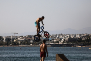 Καιρός - Κολυδάς: Ζέστη διαρκείας, με 37άρια - Οι πιο θερμές ημέρες