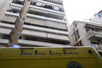 Νέα τραγωδία στον Πειραιά: Νεκρή 25χρονη - Έπεσε από τον 7ο όροφο πολυκατοικίας στην Καλλίπολη