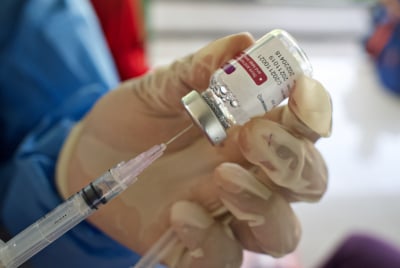 Κορονοϊός: Γιατί αυξήθηκαν οι πλήρως εμβολιασμένοι διασωληνωμένοι