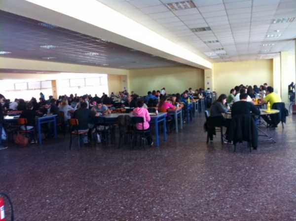 Χριστουγεννιάτικο τραπέζι στρώνει ο Δήμος Θεσσαλονίκης και το ΑΠΘ για τους κοινωνικά ευπαθείς