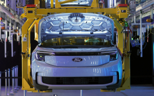 Αυτό είναι το νέο αμιγώς ηλεκτρικό Ford Explorer υψηλών προδιαγραφών