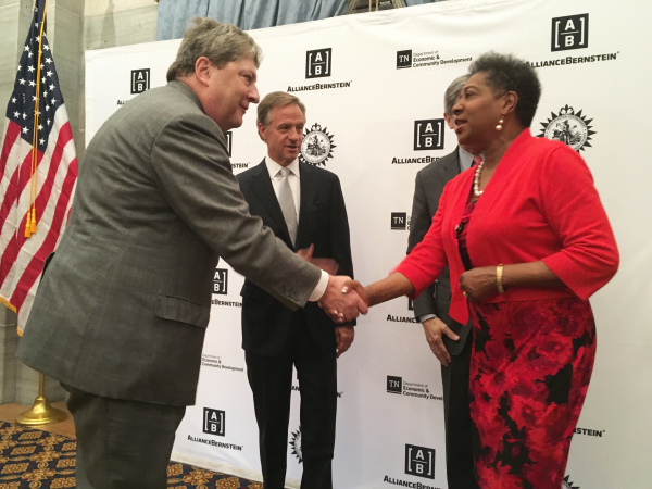 Trump-Connected Investor Pitches Billions in Greece, but Raises Eyebrows