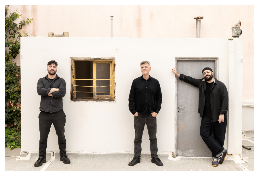 Ο Φοίβος Δεληβοριάς επιστρέφει στο Κύτταρο για λίγες εμφανίσεις