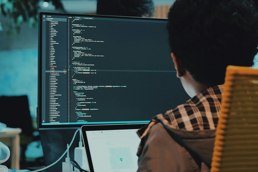 Europol: Εξαρθρώθηκε ένα από τα μεγαλύτερα δίκτυα παιδικής πορνογραφίας στον κόσμο - 1.400 ύποπτοι