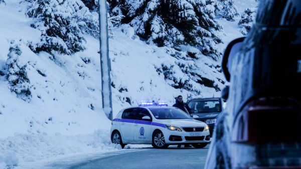 Στα λευκά η Δυτική Μακεδονία: Πού χρειάζονται αλυσίδες, τι ισχύει για τα φορτηγά