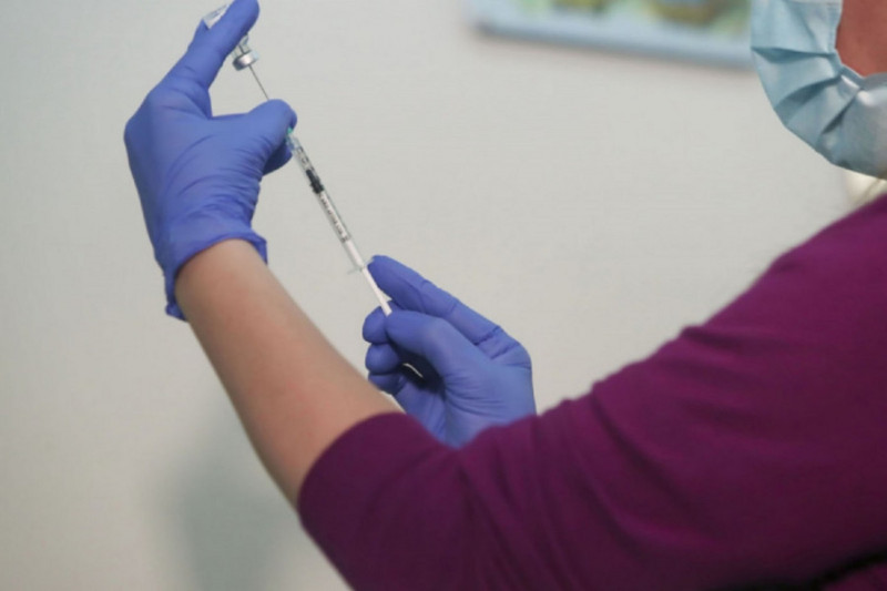 Ο αριθμός των εμβολιαζόμενων που έχουν νοσήσει με κορονοϊό