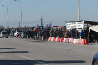 Φάκελο με αιτήματα παρέδωσαν στον Κώστα Τσιάρα εκπρόσωποι αγροτών από την Κορινθία