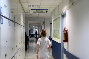 Απίστευτες εικόνες αντίκρισαν μάνα και κόρη σε νοσοκομείο στην Πάτρα (pics)