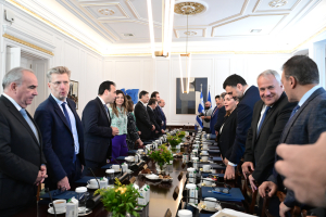 Ο ανασχηματισμός «κλειδώνει» - Οι νέες πληροφορίες