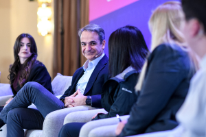 Μητσοτάκης από Ιωάννινα: Είμαστε μια μεγάλη λαϊκή, κοινωνική παράταξη (Βίντεο)