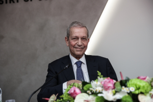 Ν. Αλιβιζάτος υπέρ Μητσοτάκη, Φίλ. Σπυρόπουλος υπέρ αντιπολίτευσης