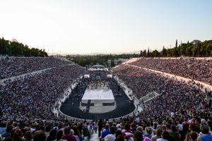 Κατάμεστο το Καλλιμάρμαρο στη συναυλία για τα 100 χρόνια του Μίκη Θεοδωράκη (Εικόνες - Βίντεο)
