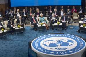 Το ΔΝΤ εξετάζει «προκαταβολική» έγκριση νέου δανείου για την Ελλάδα