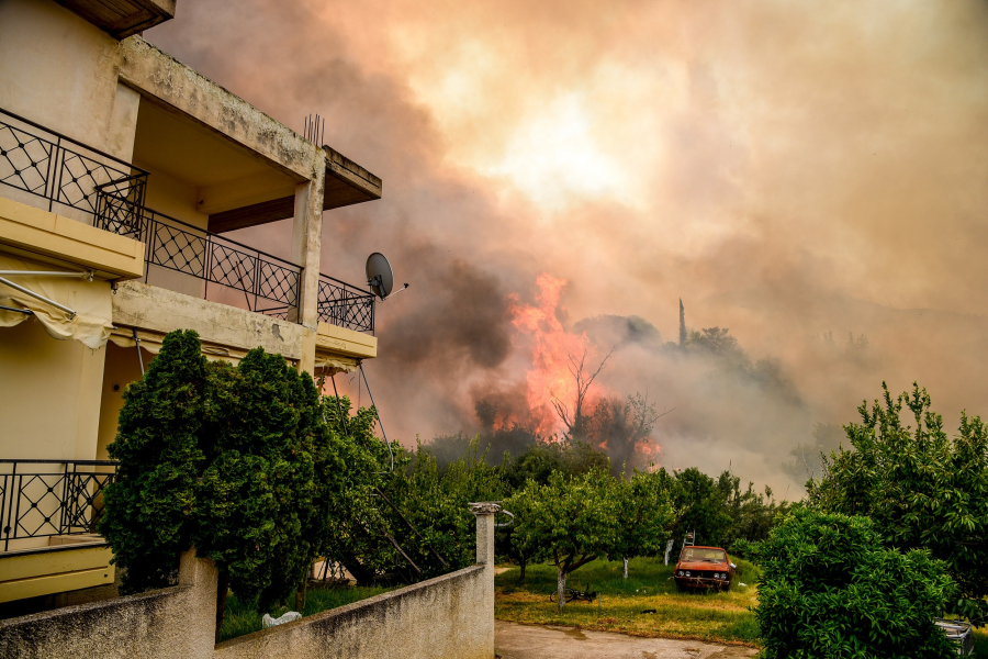 Σύλληψη 25χρονου στην Πάτρα για εμπρησμό