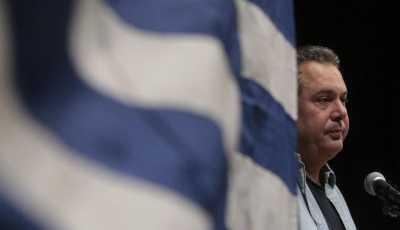 Θερμό επεισόδιο στο Αιγαίο 'βλέπει' ο Καμμένος