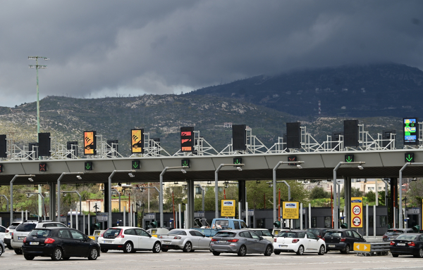 Συνεχίζεται η έξοδος των εκδρομέων για το τριήμερο της Πρωτομαγιάς: Πού έχει κίνηση