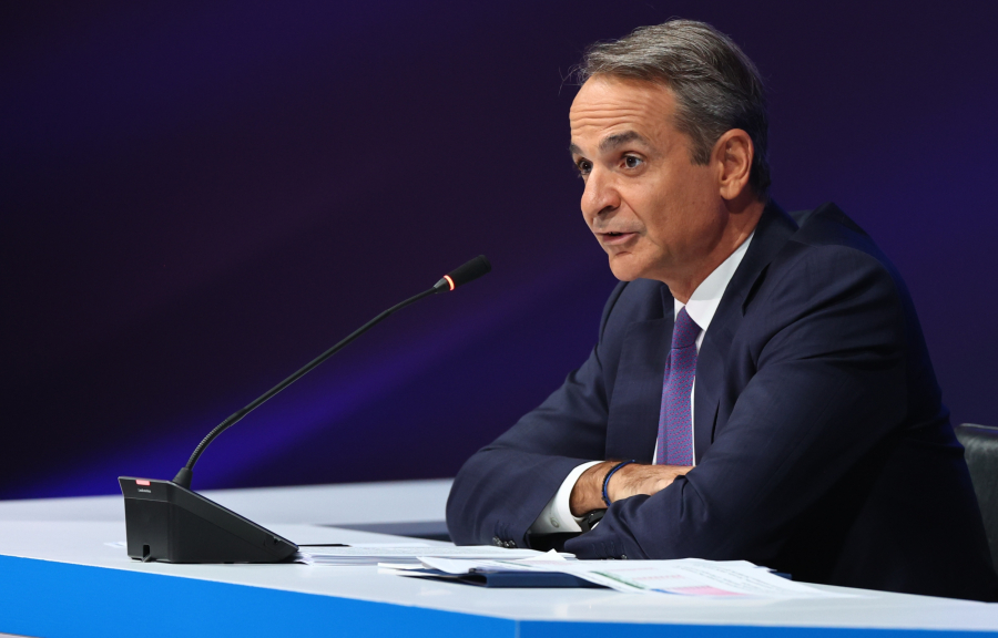 Η ένταση και η νευρικότητα διαπερνούν οριζόντια το κομματικό σύστημα