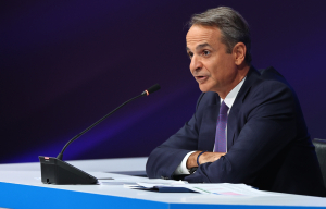 Η ένταση και η νευρικότητα διαπερνούν οριζόντια το κομματικό σύστημα