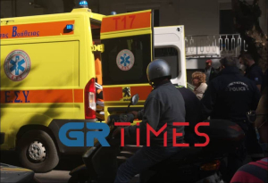 Άνδρας έπεσε από τον 5ο όροφο πολυκατοικίας στη Θεσσαλονίκη (βίντεο)