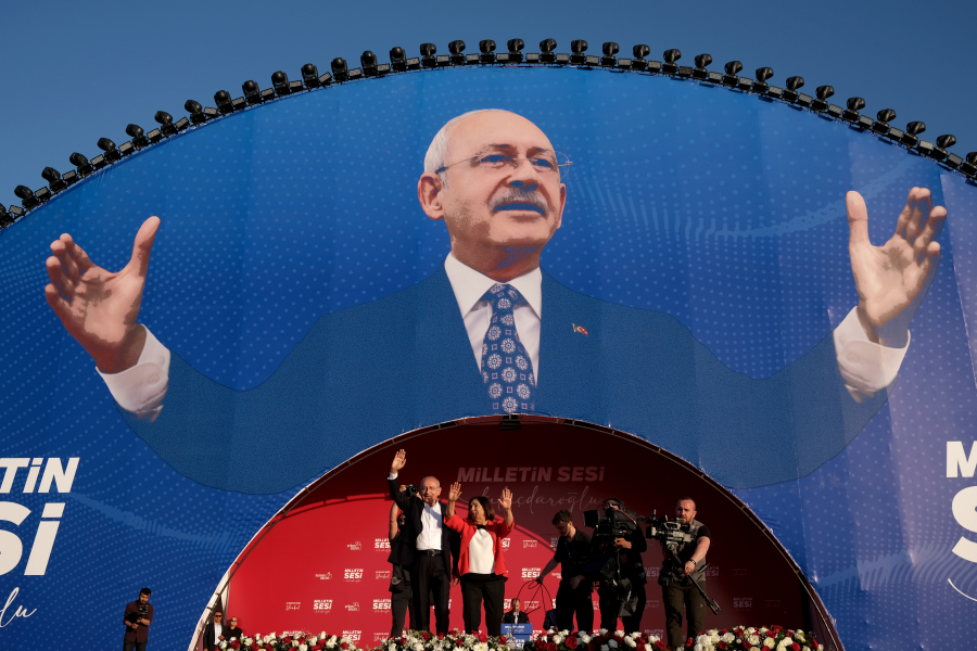 Προκλήσεις και από τον Κιλιτσντάρογλου: «Θα δείξουμε στους Έλληνες τι θα τα κάνουν τα όπλα»