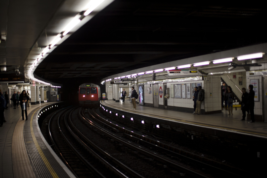 Μετρό Λονδίνου: Αναστάτωση από διακοπή ρεύματος
