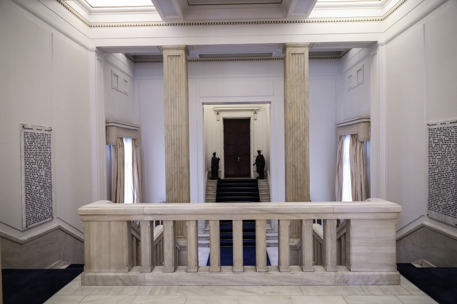 «Φουλ οι μηχανές» για την χορήγησης βίζας σε ξένους εργαζόμενους