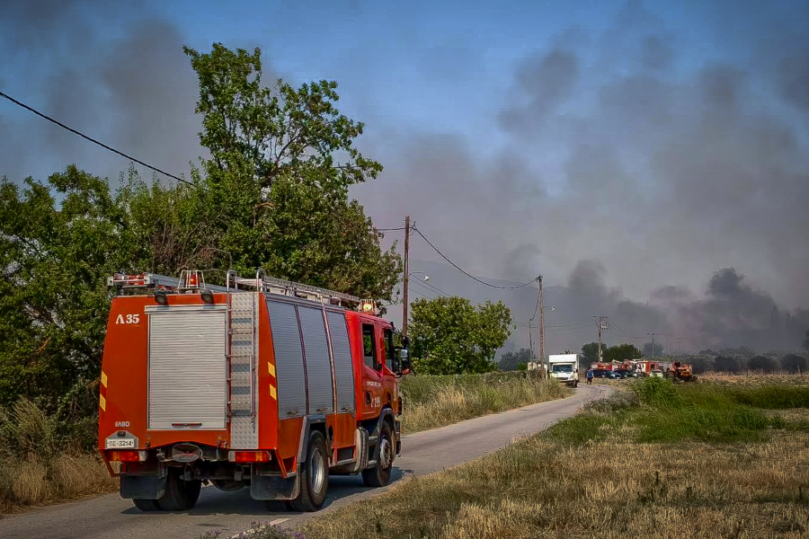 Φωτιά στο Γενέσι Τρικάλων