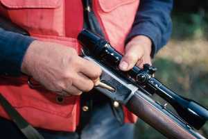ΥΠΠΕ: Ο εθνικός διάλογος για το κυνήγι θα συνεχιστεί