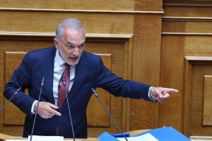 Σφοδρές αντιδράσεις για τις καταγγελίες και τα στοιχεία Σαλμά για το σκάνδαλο Novartis