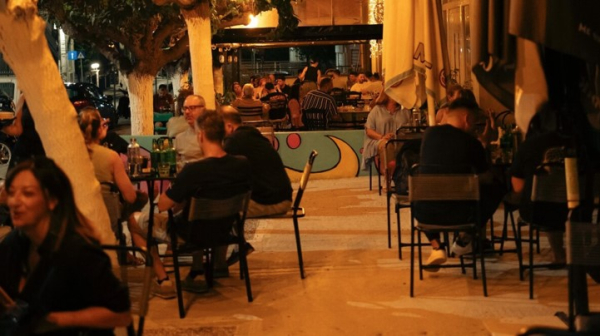 Κυριακή μεσημέρι με κλαρίνα
