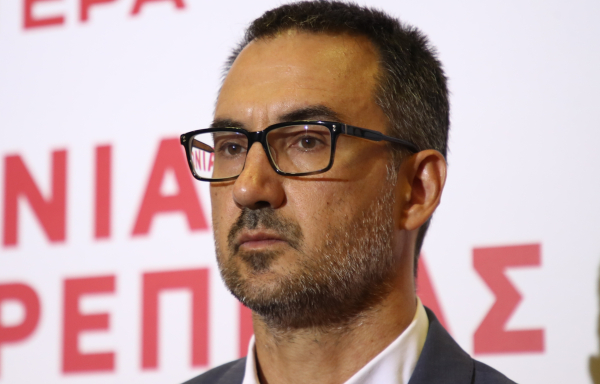 Χαρίτσης για «μυστική συνάντηση στην Αθήνα»: Η συνεργασία Μητσοτάκη-Νετανιάχου προχωρά στο σκοτάδι