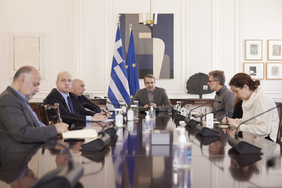 Μητσοτάκης: «Θα θέσουμε τις δυνάμεις μας στη διάθεση της Τουρκίας για τον σεισμό» - Σύσκεψη για την κακοκαιρία Μπάρμπαρα