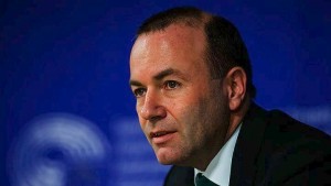 Θύελλα από δήλωση του Βέμπερ περί "τελικής λύσης" για το προσφυγικό