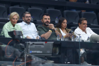 Ο Παναθηναϊκός ενώνει: Μετά την κόντρα τους στη Βουλή, Σχοινάς και Ανδρουλάκης μαζί στο ΟΑΚΑ