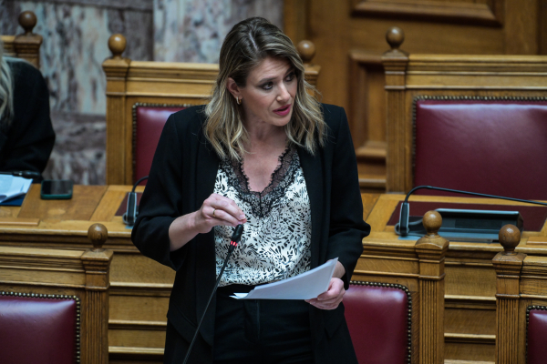 Ευθυμίου: Τεχνητή Νοημοσύνη: Η ανθρωποκεντρική προσέγγιση είναι χρήσιμο να παραμείνει το «κλειδί» για την αγορά εργασίας