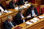 Μάχη στην Βουλή με Πολάκη για τα «φακελάκια» των γιατρών