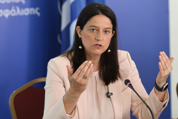 Κεραμέως για την πρόταση του ΠΑΣΟΚ για 4ήμερη εργασία: «Ούτε ένας κοινωνικός εταίρος δεν συμφωνεί»
